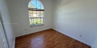 4110 NE 22nd Ct Gallery 13