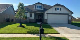 New - 4 bedroom in Bixby - Gated Community with SWIMMING POOL Gallery 1