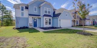 Gorgeous 4 BR, 3BA, Home with Loft, and 2 Car Garage Gallery 1