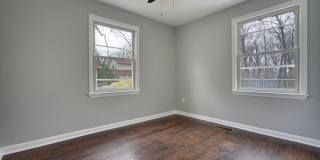 13 Swain Avenue Gallery 24