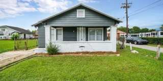 Your Dream Rental Awaits – Fully Renovated and Move-In Ready! Gallery 1