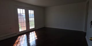 2 bedroom upper Gallery 1