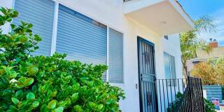 Gorgeous Remodeled Downstairs Apartment w/Patio+Prvt Laundry+Garage+Views of Canals Gallery 3