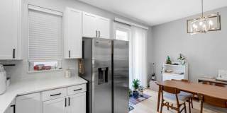 1733 W Crystal Street Gallery 7