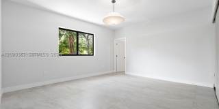 550 S Shore Dr Gallery 34