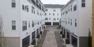 **NEWLY DEVELOPED TOWNHOME COMMUNITY MINUTES FROM DOWNTOWN NASHVILLE** Gallery 7