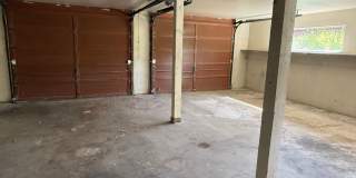 Beautiful town home with deep 2 car garage and a large covered patio Gallery 8