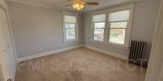 86 School St Gallery 15