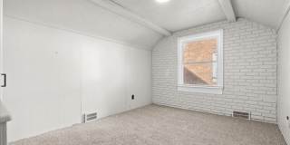 10042 Grayton Street Gallery 17
