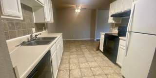 1907 N Pine Valley Drive Gallery 5