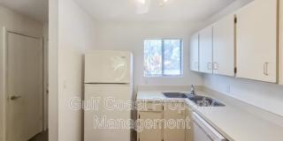 6033 34th Street West Gallery 5