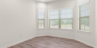 525 E Spring Valley Unit 201 Gallery 20