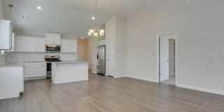 427 Amesbury Drive Gallery 22