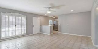 3230 East Pinchot Avenue Gallery 1