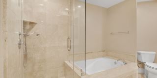 850 N Croft Ave unit: 203 Gallery 21