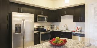 Metropolitan Gallery 3