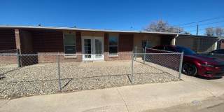 Cute 3 Bedroom Fourplex on Sunny Lane Gallery 1