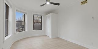 4004 North Bell Avenue Gallery 3