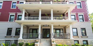 The Colonnades Gallery 9
