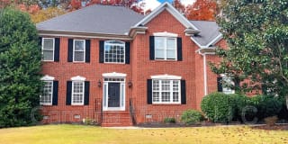 702 Carriage Hill Road Gallery 1