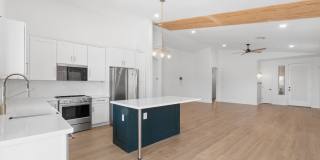 4349 E SMOKEHOUSE Trail Gallery 2