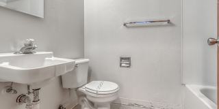 2200 E. Mill Plain Blvd., Units 1-10 2200 E. Mill Plain Blvd., Units 1-10 Gallery 7