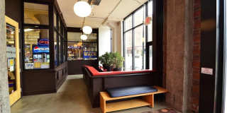 718 Washington Avenue N Gallery 28