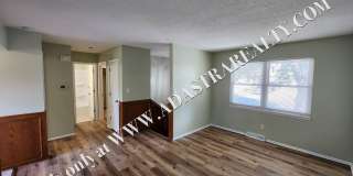 Nice Updated 2 Bed 1.5 Bath Duplex in Basehor-Available NOW!! Gallery 9