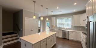 Incredible Townhome in Near Uptown with Move-In Special! Gallery 14