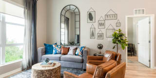 The George Apartments Gallery 14
