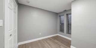 313 F Street NE Gallery 7