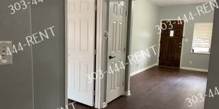Perfect location for a 2 bedroom-1 bathroom house! Gallery 6