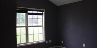 913 Fieldstone Gallery 11
