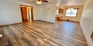 Large 3 Bed/2 Bath East Side Rental Home! Gallery 1