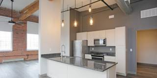 Oak Knitting Mill Apartments – Franklin Square Available Gallery 32