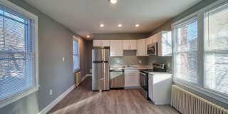 400 DOUGLAS Street NE Gallery 2