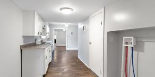 Charming 2BR Duplex in Salem Gallery 9