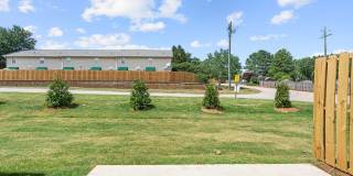 3 Bed 2.5 bathroom townhomes in Gainesville! Gallery 1