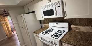 10661 SW 113th Pl Gallery 15