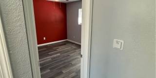 8523 Cedar Street Gallery 21