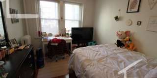 Charming 2 Bedroom--No Broker Fee Gallery 7