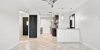 2480 SE Garden Terrace Gallery 8