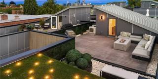 Stunning 2 Bed 3 Bath Home in Queen Anne Gallery 5