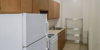 540 West Briar Place Gallery 4