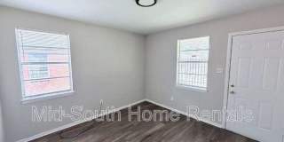 1353 Fairfax St Gallery 4