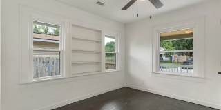 1911 West Easton Court Gallery 8