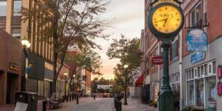 The Landing at Vinnin Square Gallery 40