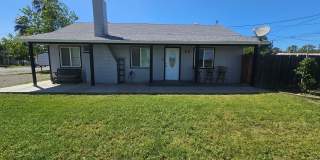 Home for Rent in Corning! 2 Bedroom 1 Bathroom PLUS Bonus Room Gallery 1