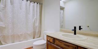 2 Bedroom 2 Bathroom Gallery 26