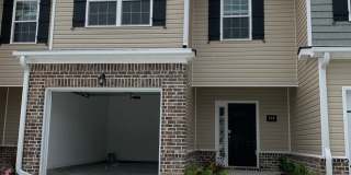 Cute 3 bedroom 2 bath Gallery 1